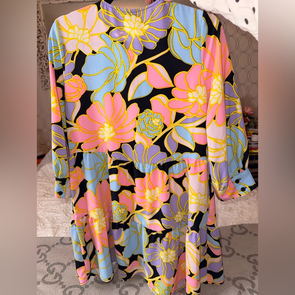 Who What Wear Bright Floral Black Shift Dress - Picture 12 of 13